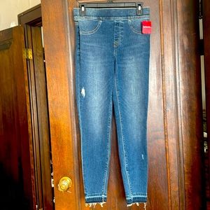 NWT S SPANX Straight Leg Jeans